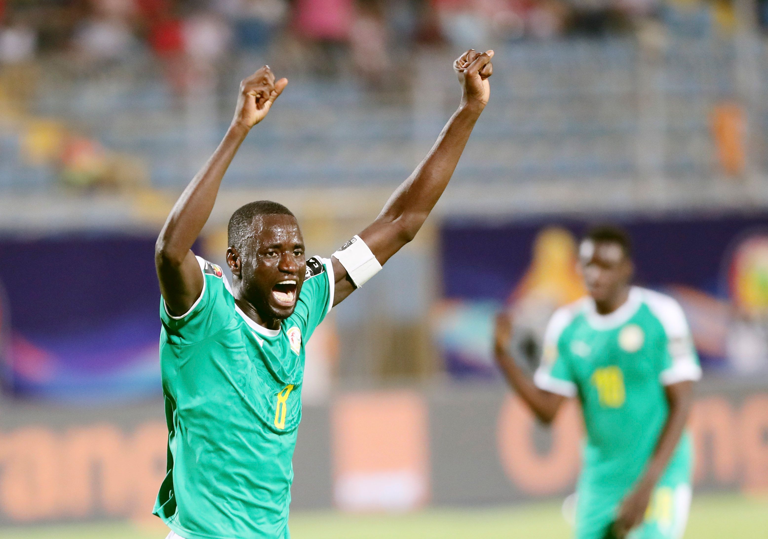 CBA：浙江队继续连胜 力克新疆男篮（CBA 浙江延续连胜势头 击败新疆男篮）