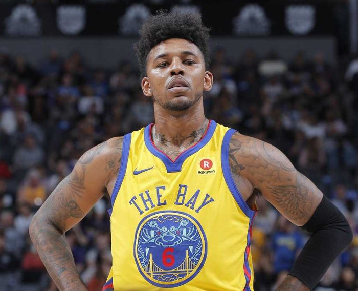 曼联欧联杯小组赛形势分析（曼联欧联杯小组阶段出线前景解读）